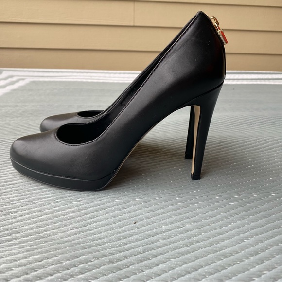 MICHAEL Michael Kors - Picture 2 of 4